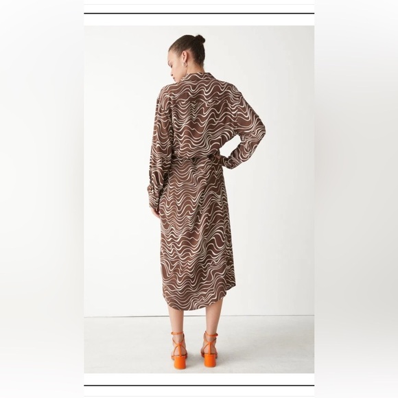 &otherStories chocolate brown Abstract Print Long Sleeve Midi wrap Dress size 2 - Picture 12 of 12